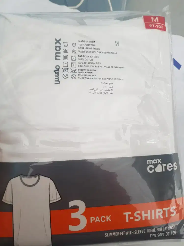 Tshirt Dalaman pria MAX FASHION NEW