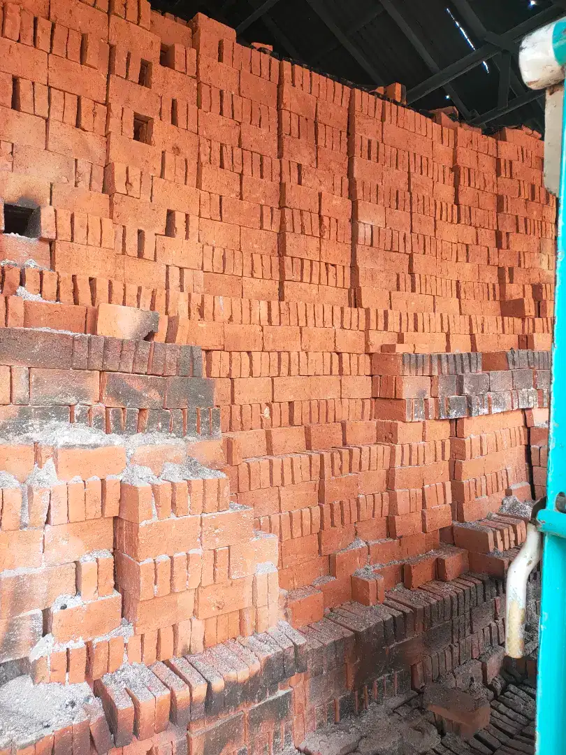 Batu bata merah press
