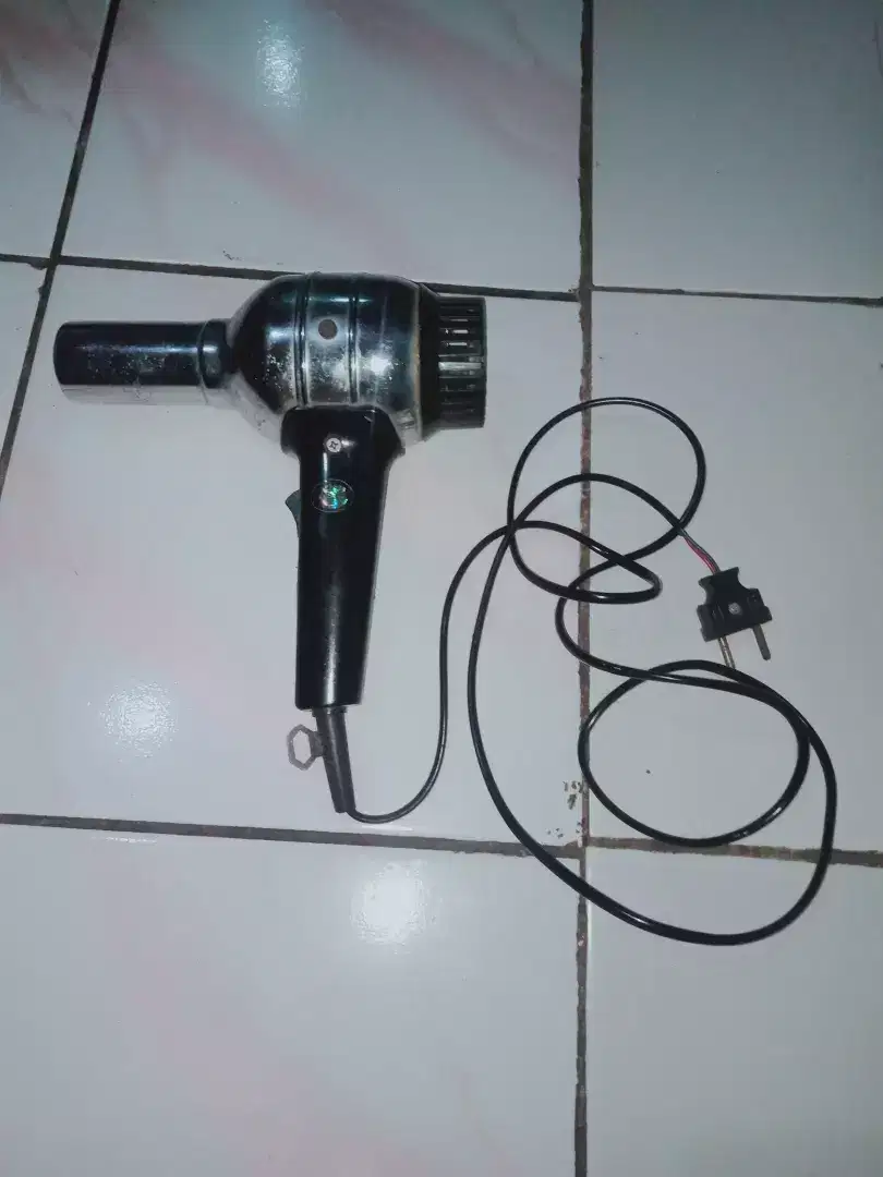 Hair dryer Sayota