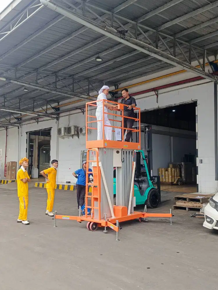 Tangga hidrolik aerial work platform Dalton 12 meter