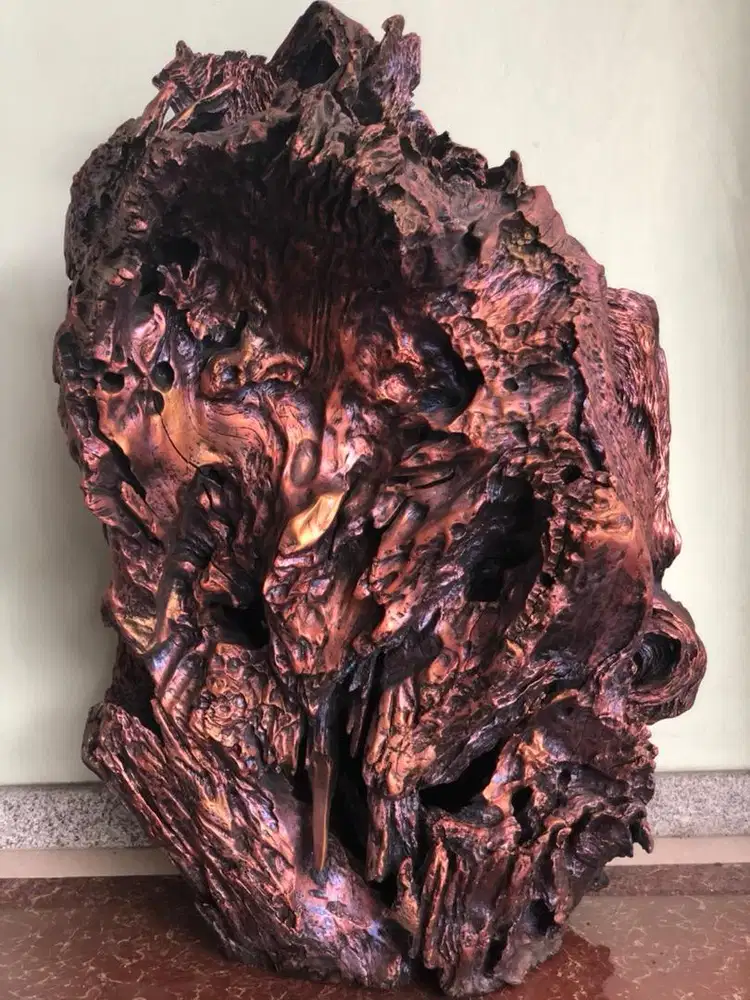 patung pajangan antik relief akar kayu jati finishing paint brush