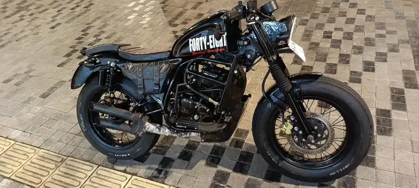 BOBBER BASIC SCORPIO 225CC