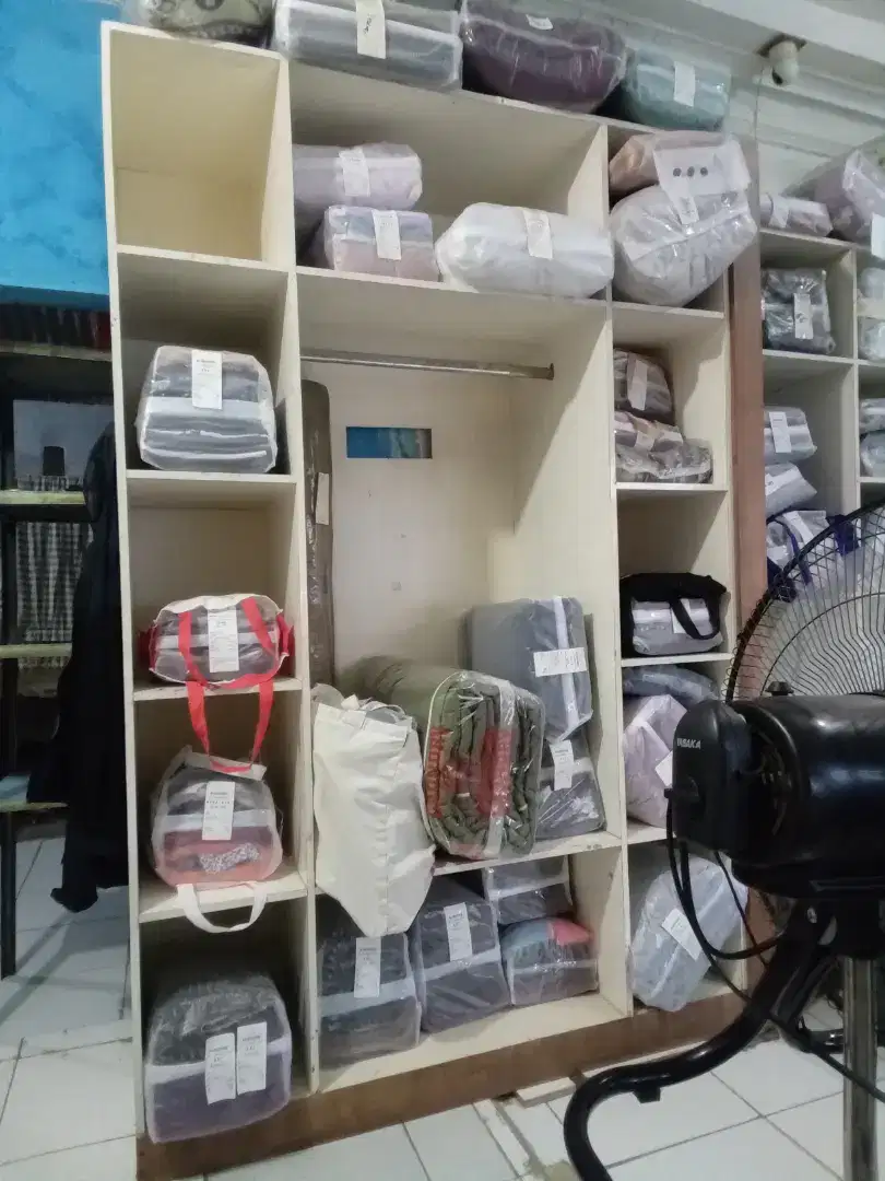 Take over kios usaha/Laundry