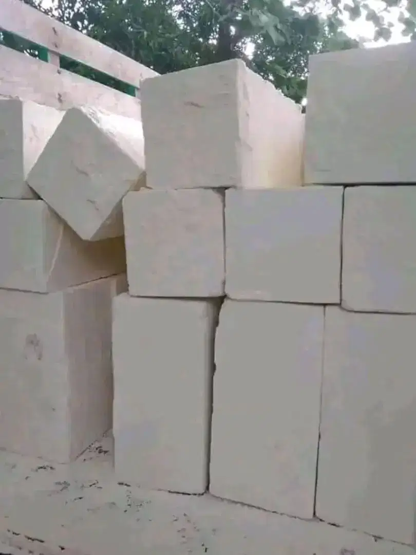 Batu kumbung terjamin