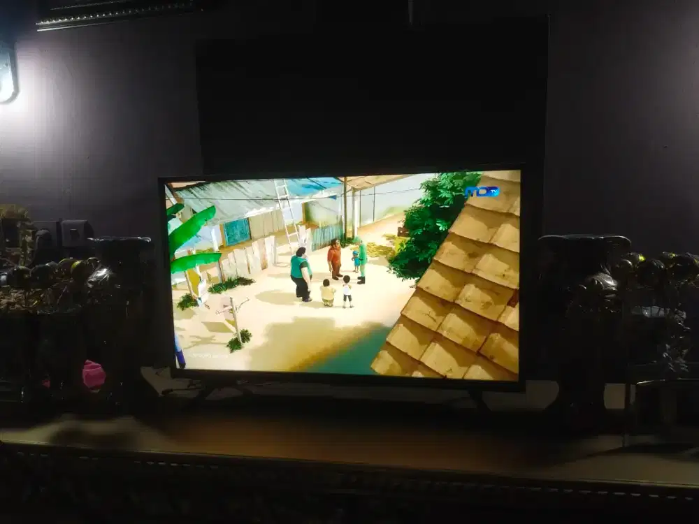 chiq 32 smart tv digital LED