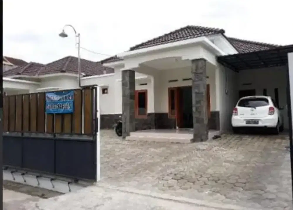 Disewakan Rumah Kantor Mess Karyawan  Nayu Nusukan Solo