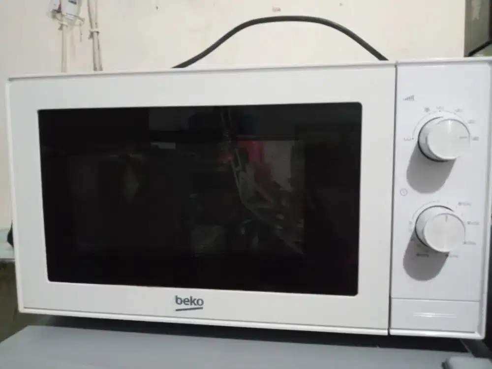 MICROWAVE BEKO SECOND