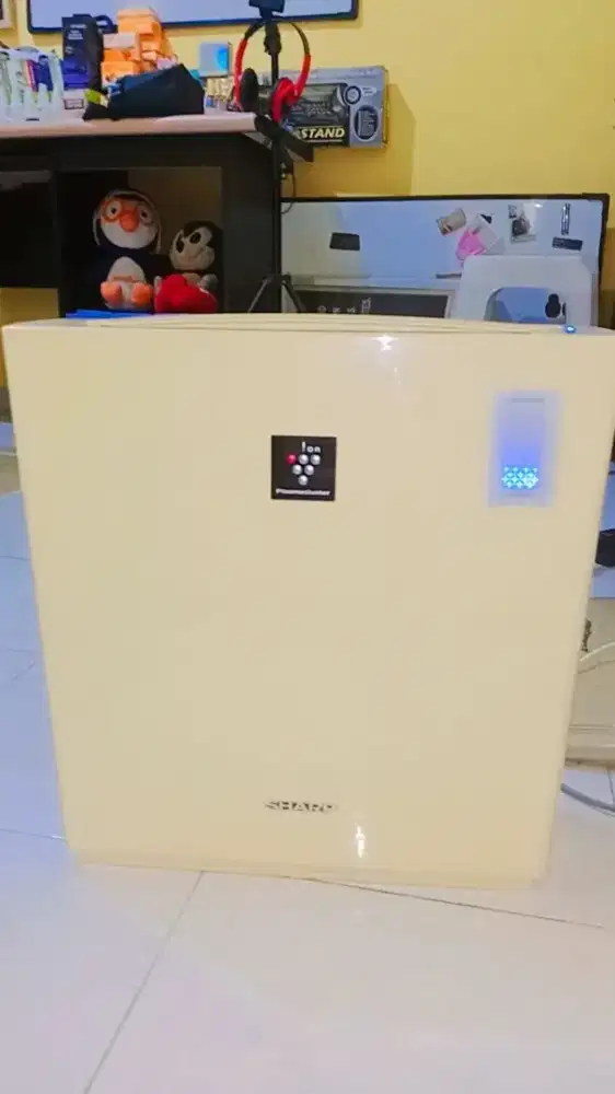 Sharp plasma cluster Air Purifier