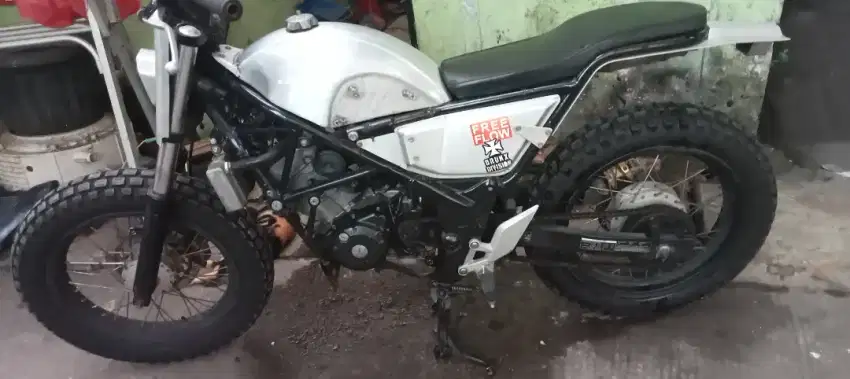 Honda cb 150 r 2014