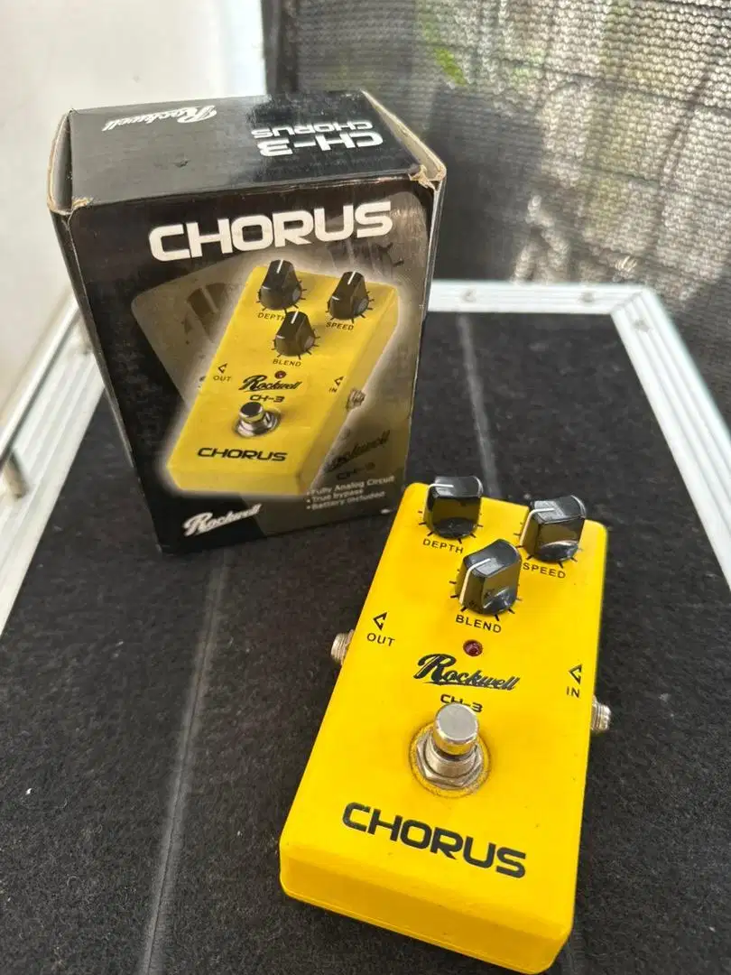 EFEK GITAR CHORUS ROCKWELL CH - 3