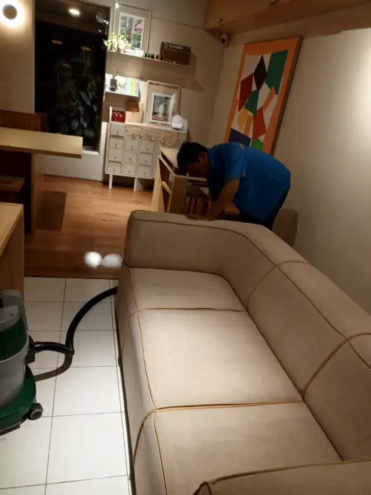 Jasa cuci kasur sprinbed,sofa kursi karpet jok mobil dll dll