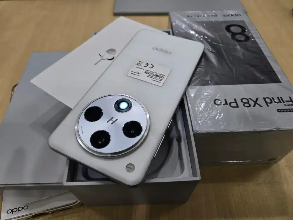 Oppo Find X8 Pro Kondisi nyaris Baru