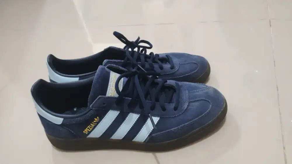 Adidas spesial blue