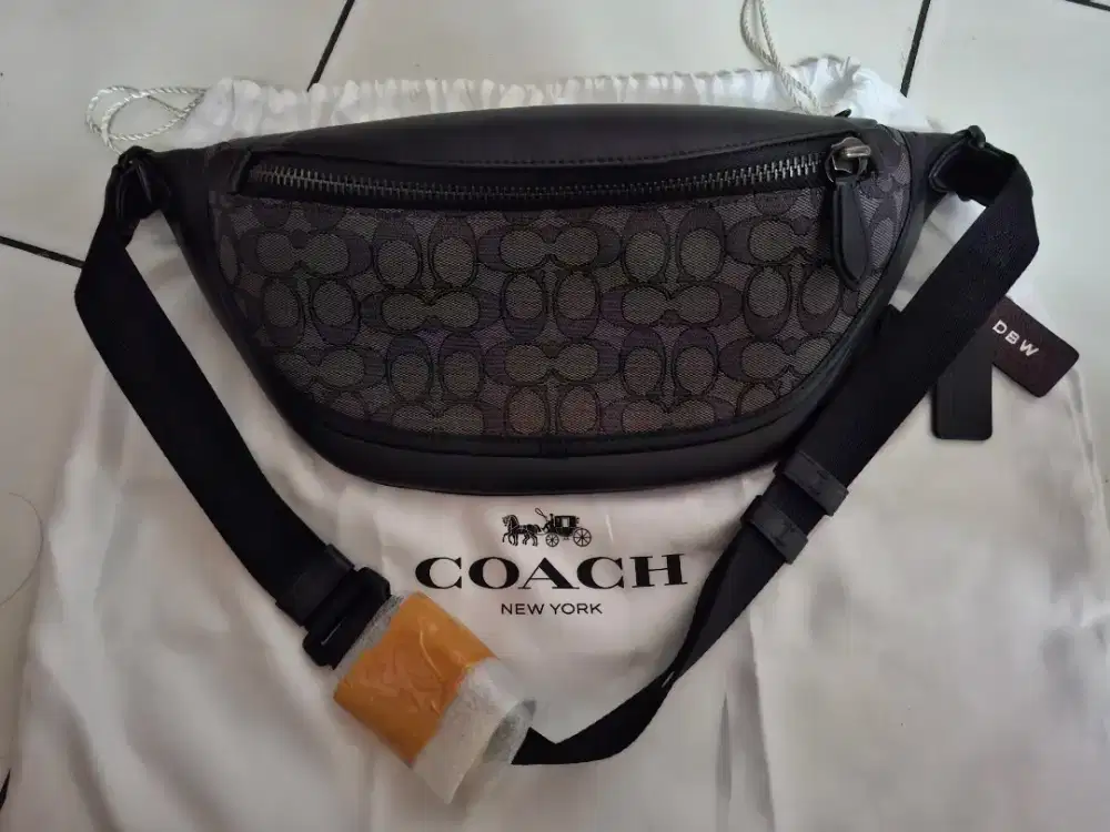 Tas Coach Waist Bag like new