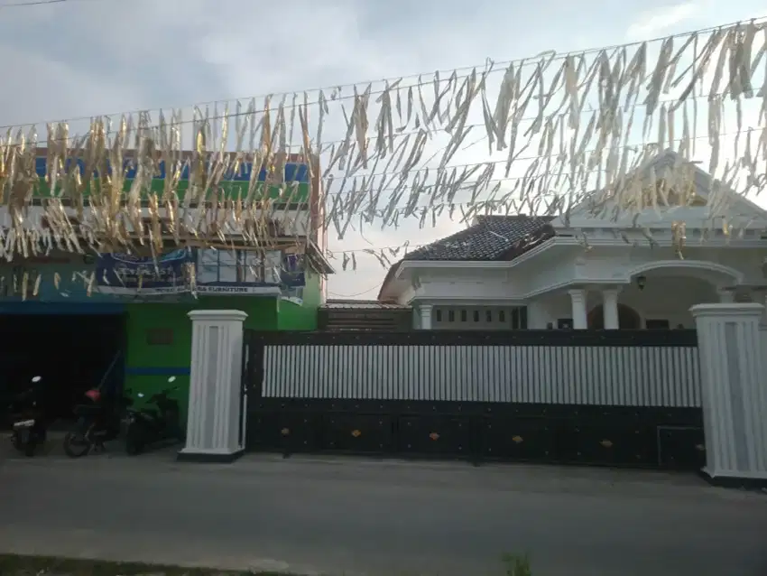 MATRIAL & RUMAH DI KERAGILAN SENTUL