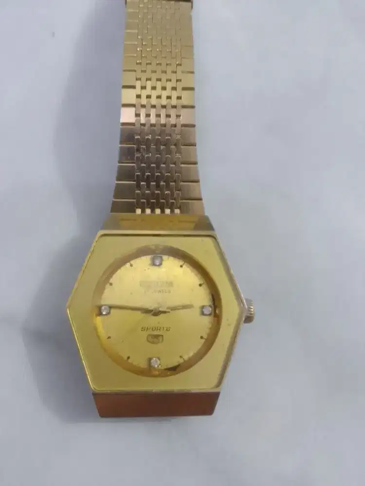 Jam tangan antik garuda