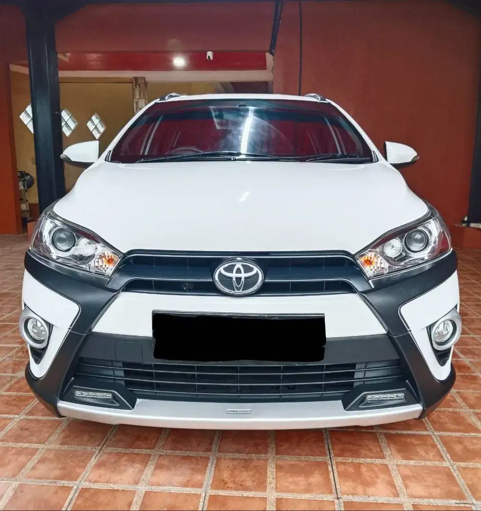 TOYOTA YARIS HEYKERS TH 2017,MATIC, WHITE, FULL ORI, ISTIMEWA