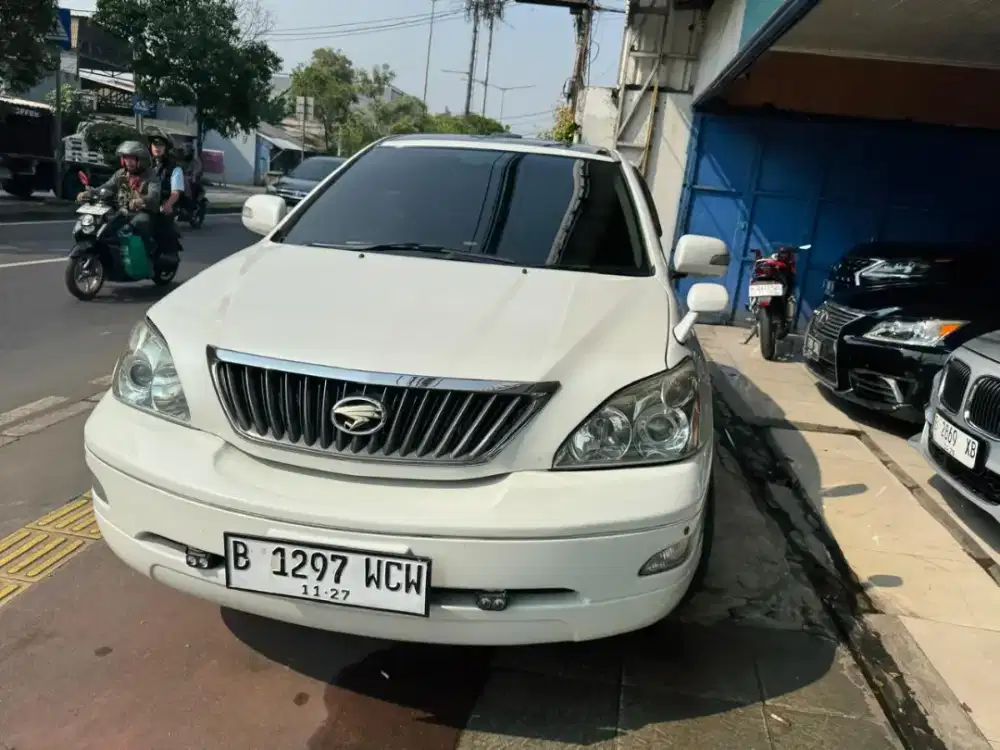 Toyota harrier 2011 AT siap pakai