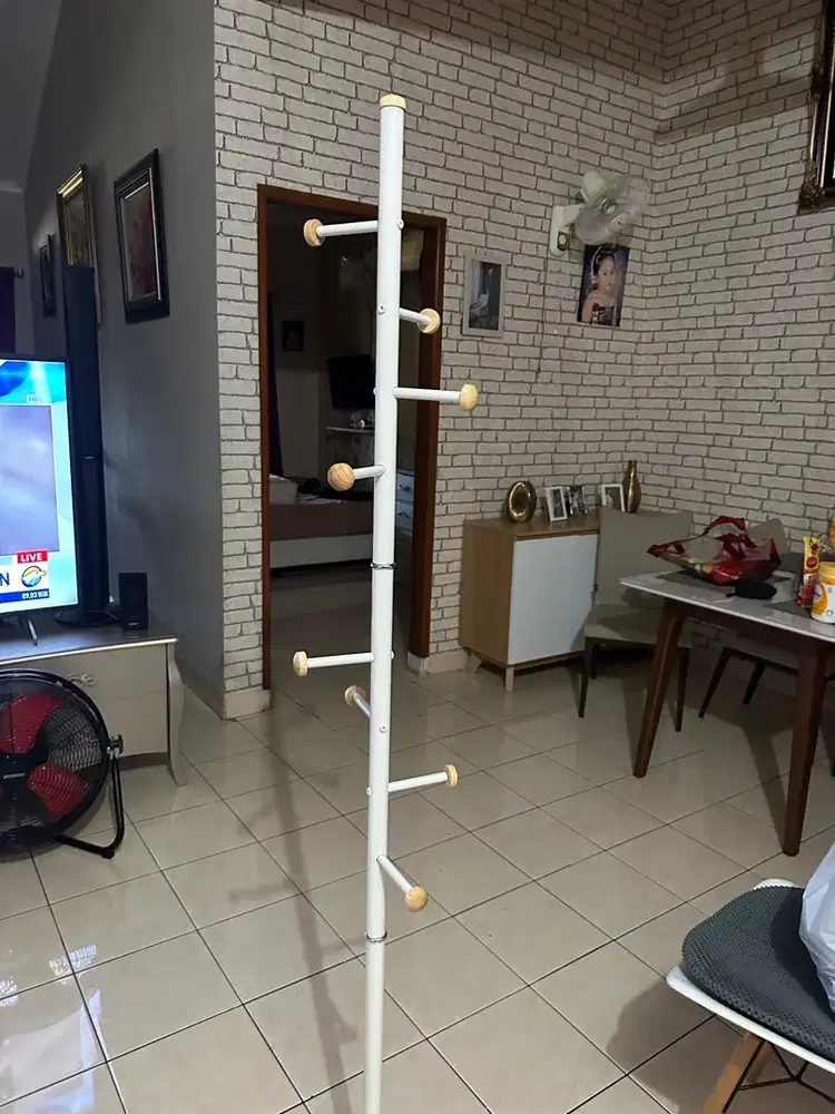 Gantungan baju prodak azko