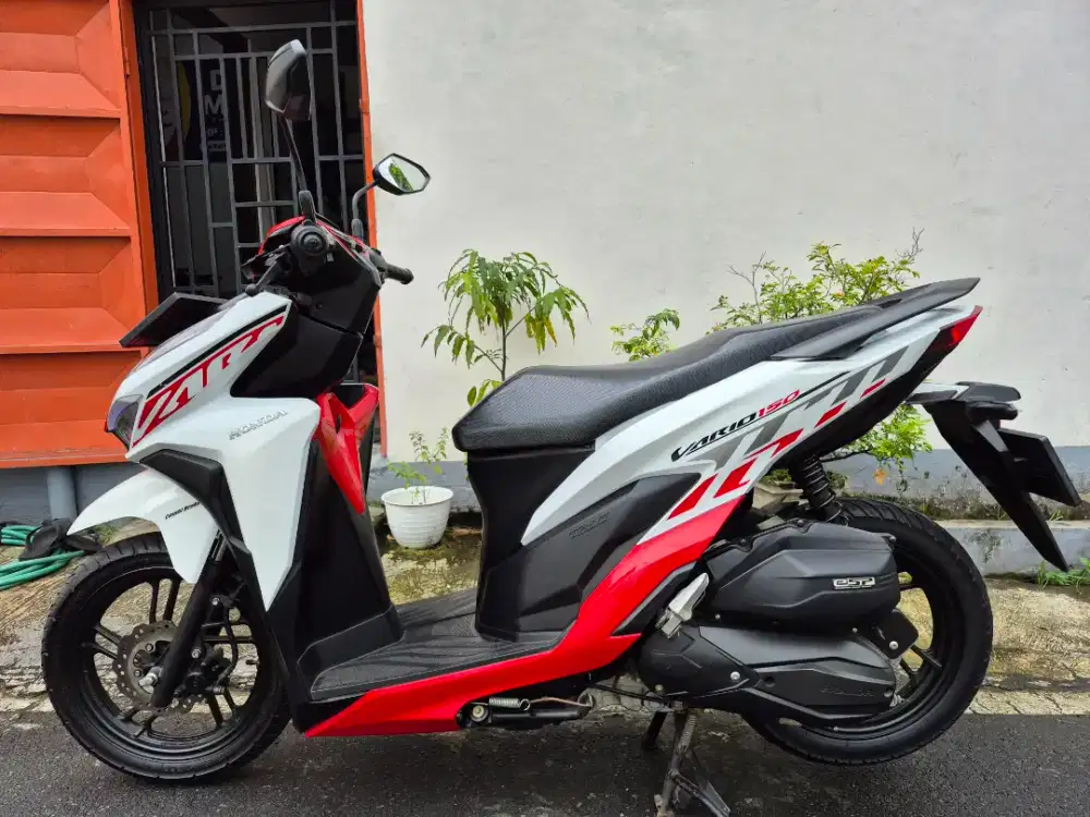 Honda Vario 150 ‼️, Th 2020 , Putih merah