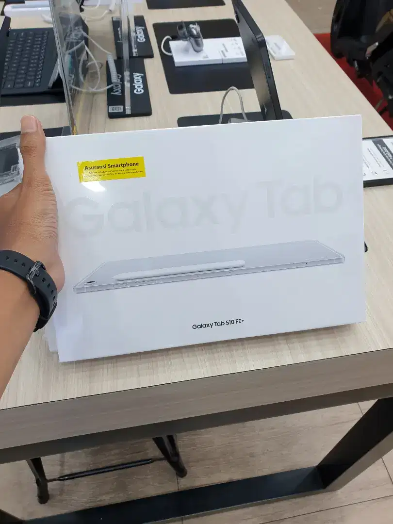 Promo Tab S10 FE+ 12/256 Gratis Keyboard