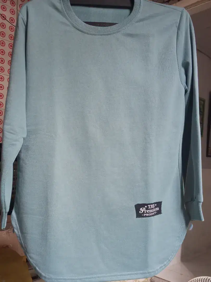 Preloved kaos oval