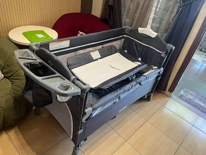 Tempat tidur/ Ranjang Box bayi Premium merk BROTISH kondisi BARU