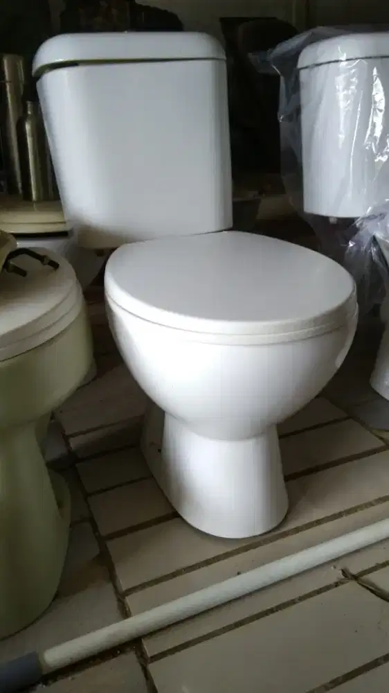 KLOSET CLOSET WC DUDUK TOMBOL OULU