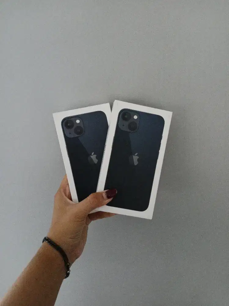 IPHONE 13 128 GARANSI RESMI IBOX