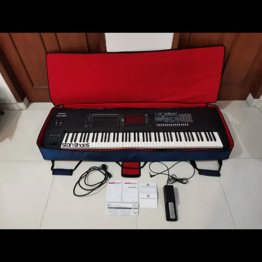 Roland Fantom 8 EX Synth Synthesizer Yamaha Korg Nord Kronos Montage