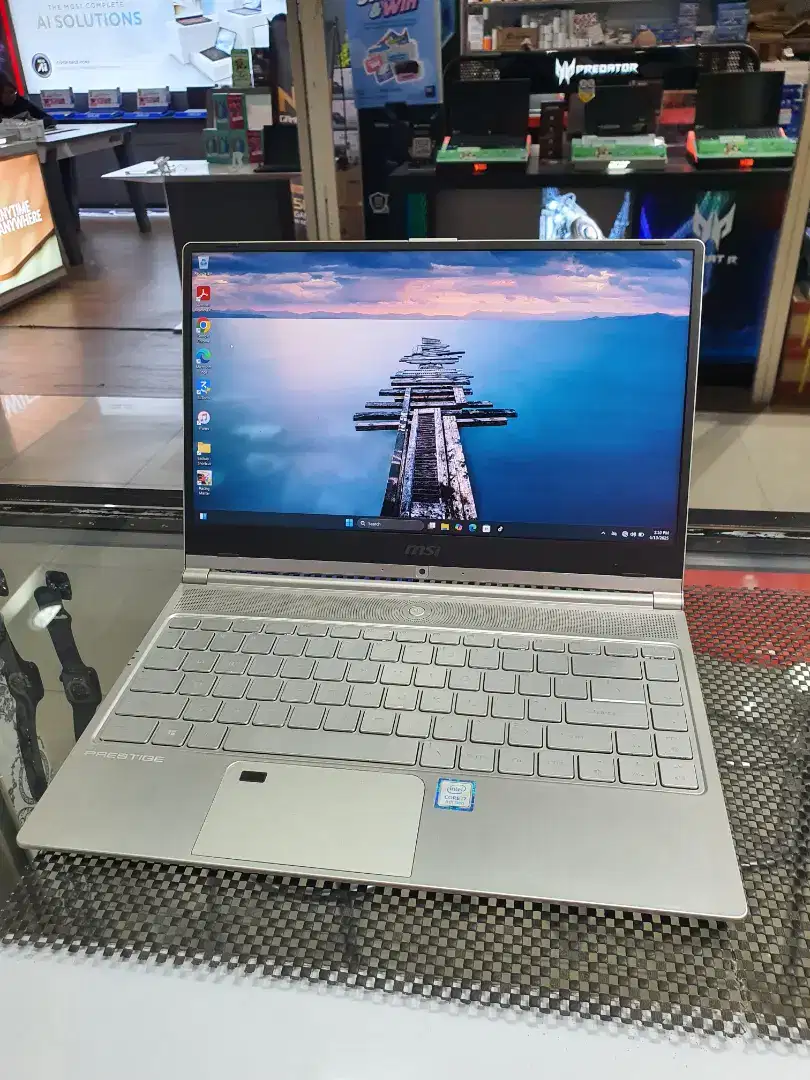 Laptop MSI Prestige PS42 i7 Ram 8/512 DDR
