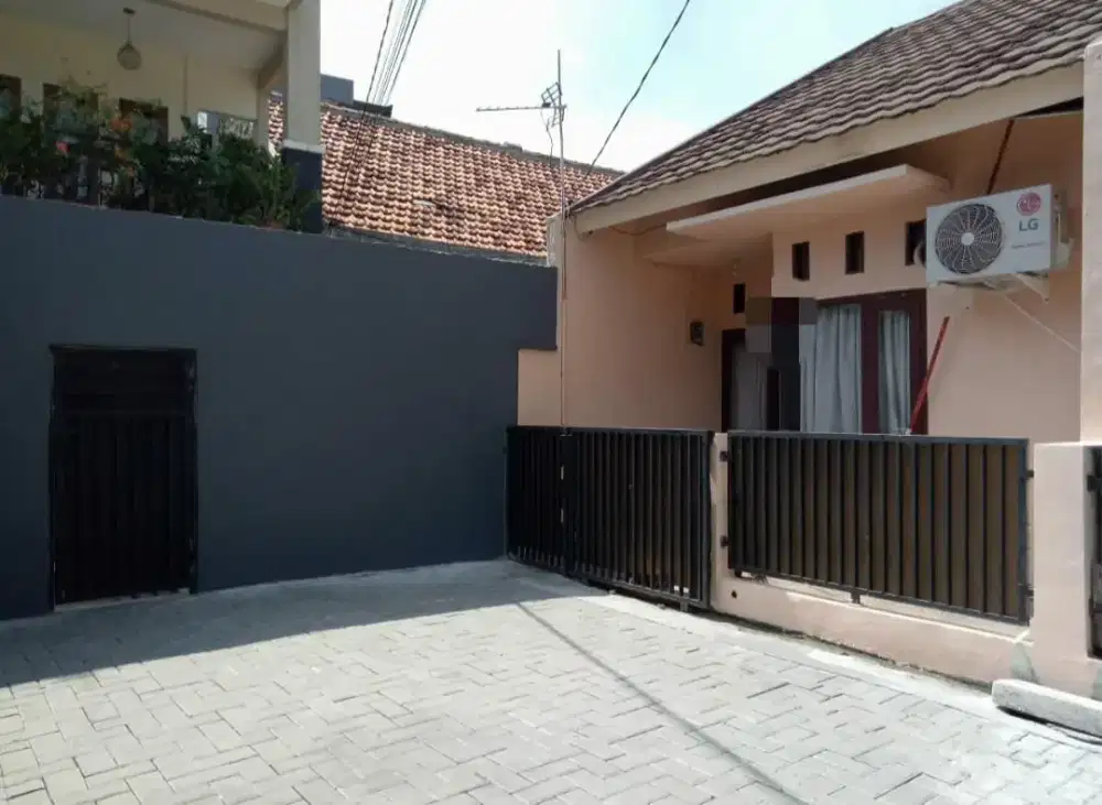 Rumah dijual di Jakarta Timur dekat TMII