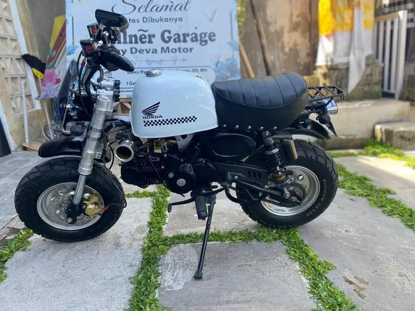 Monkey custom basic karisma
