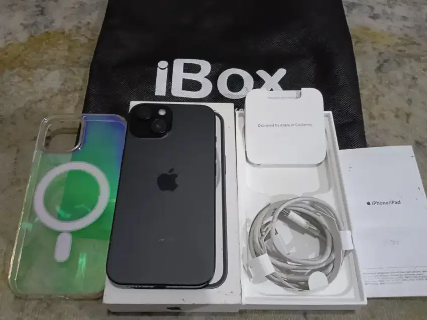 Iphone 15 128GB garansi on ibox