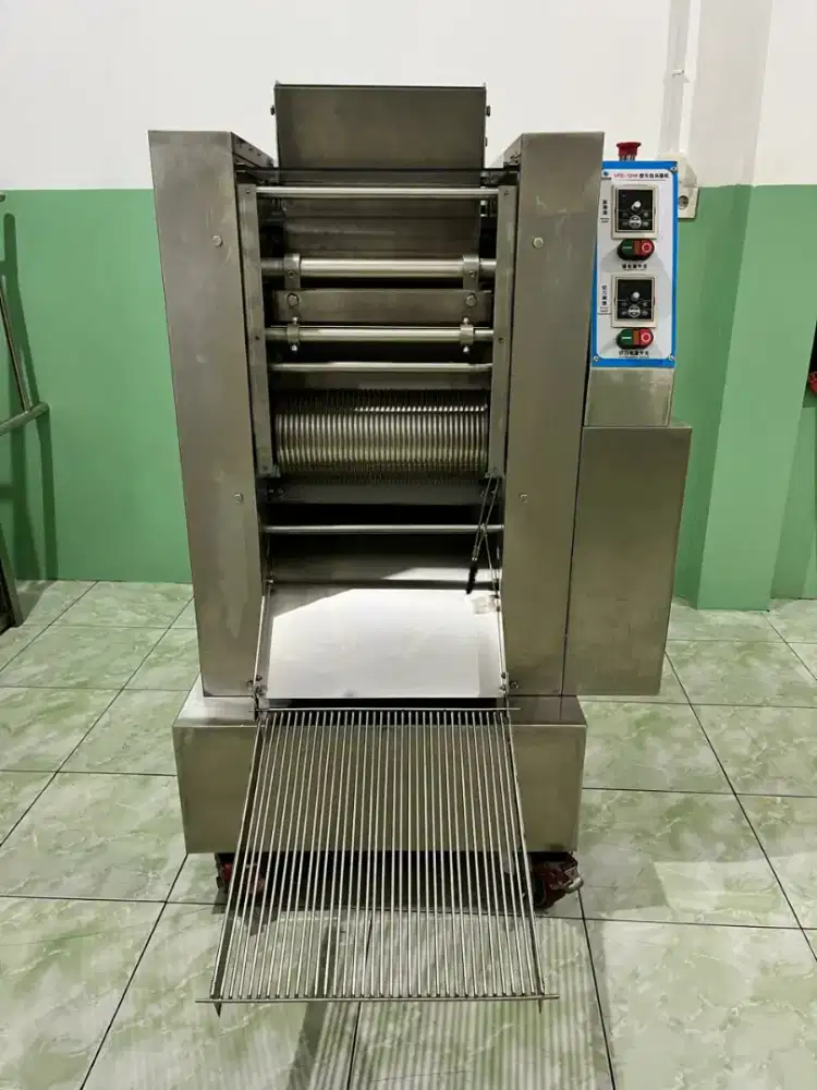 Mesin Ronde Tanpa Isi /Boba Otomatis Guangzhou Xuzhong VFD-1200