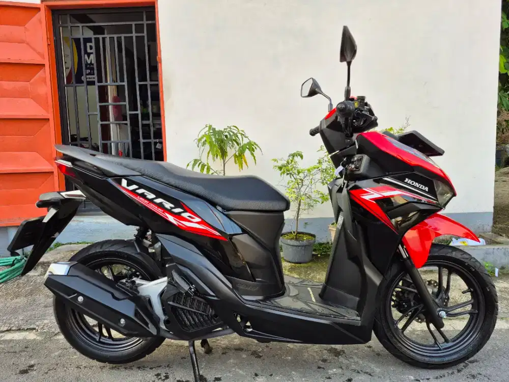 Honda Vario 125 ‼️ , TH 2025 , Merah hitam