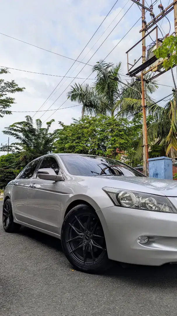 Honda Accord 2010 MULUS KM RENDAH