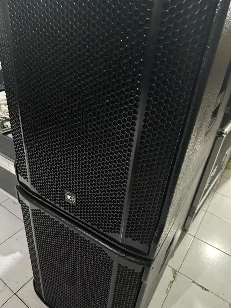 Sale 2 sub RCF 708 mk2