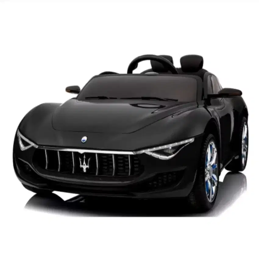 Promo Cuci Gudang Mobil Aki Pliko Maserati sudah ban karet, garansi