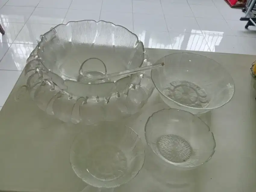 Gelas es buah untuk pesta dan wadah