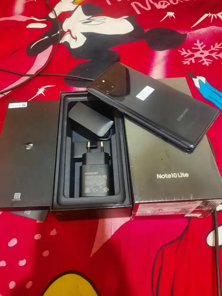 Samsung note 10 Lite ram 8/128gb like new fulset
