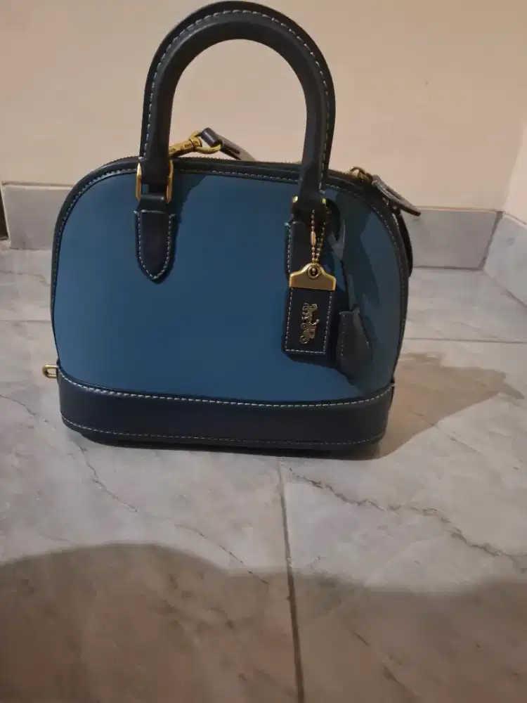 Tas coach warna biru(