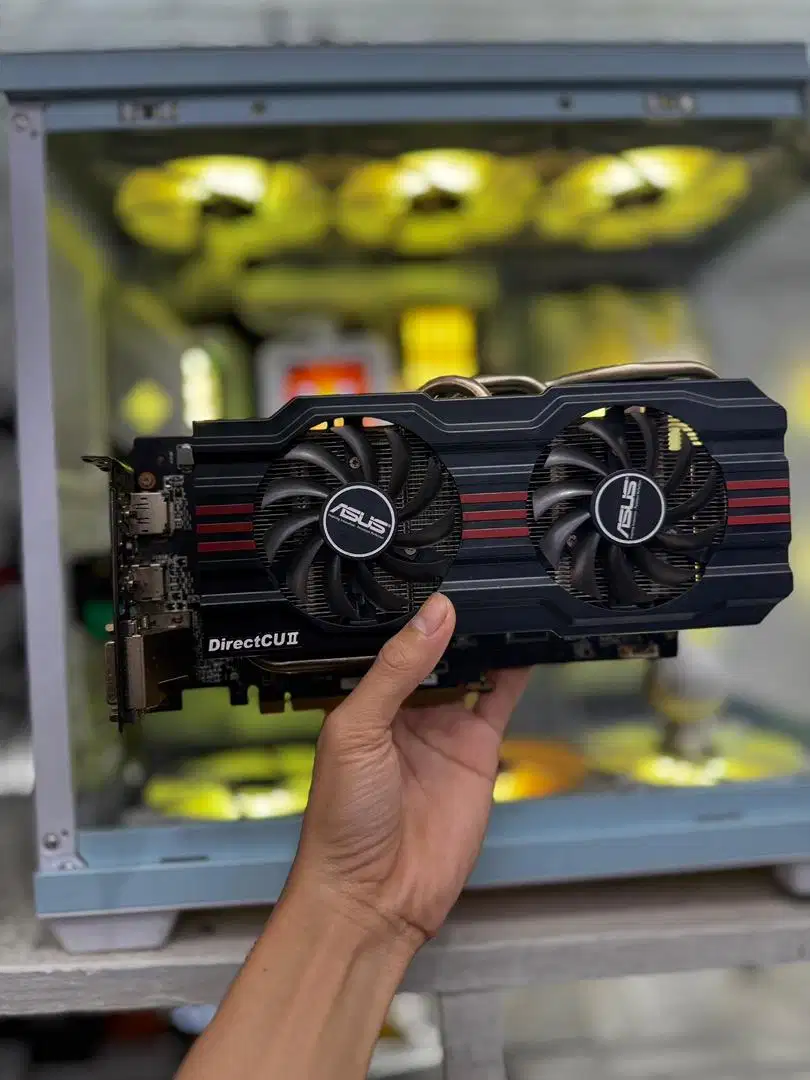 VGA ASUS DIRECT CU II R9 380 4GB DDR5 256BIT DI ATAS GTX 1050TI MURAH