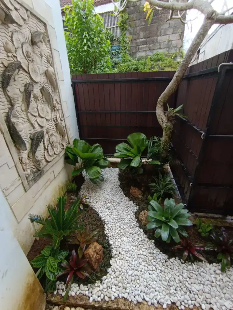 Pembuatan taman kering