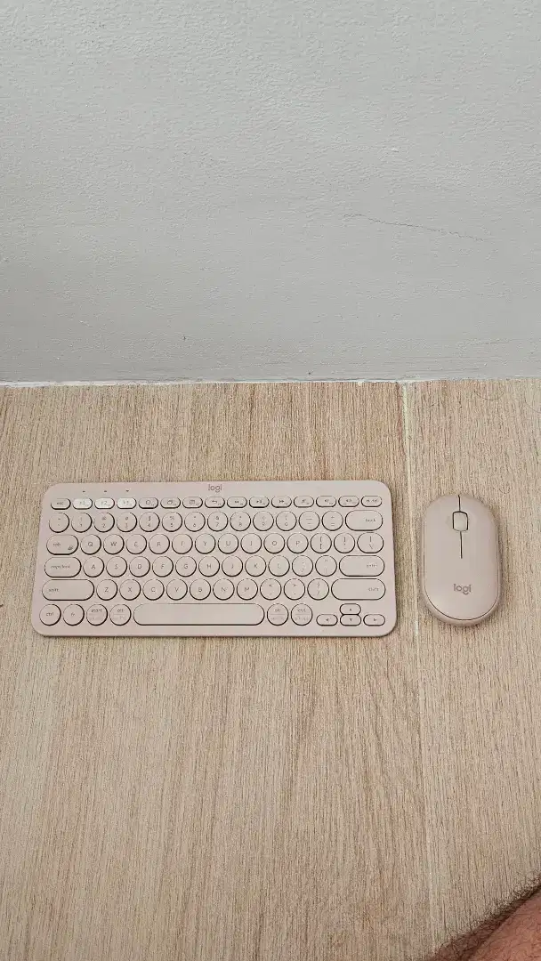 Logitech keyboard k380 mouse pebble bundling