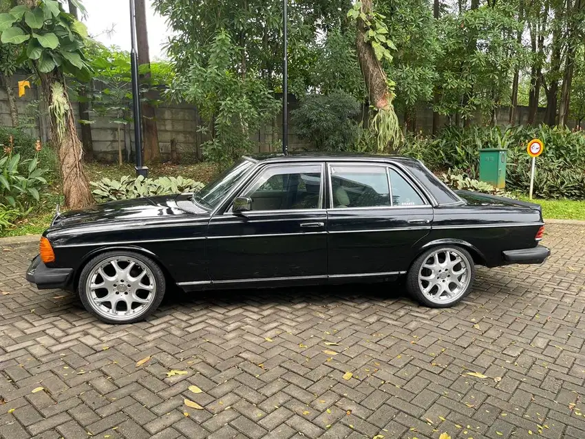 Mercedes benz Tiger 280E matic thn 84