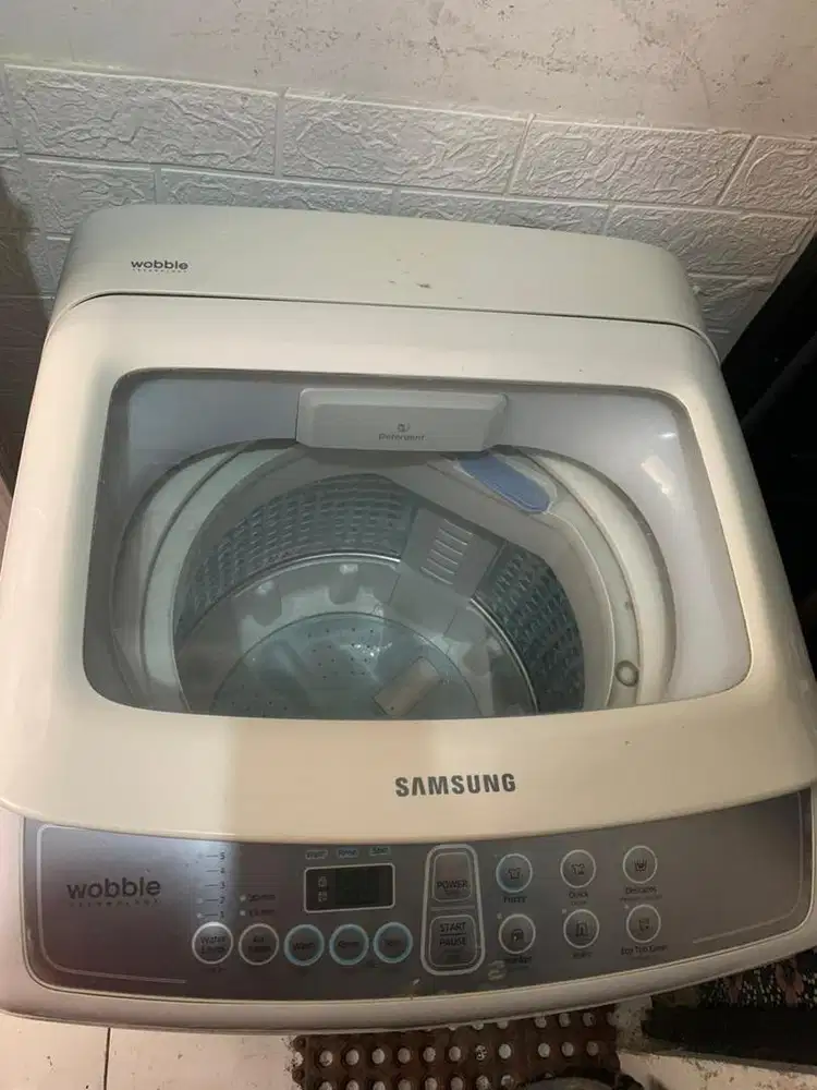 Preloved Mesin cuci Samsung Wobble