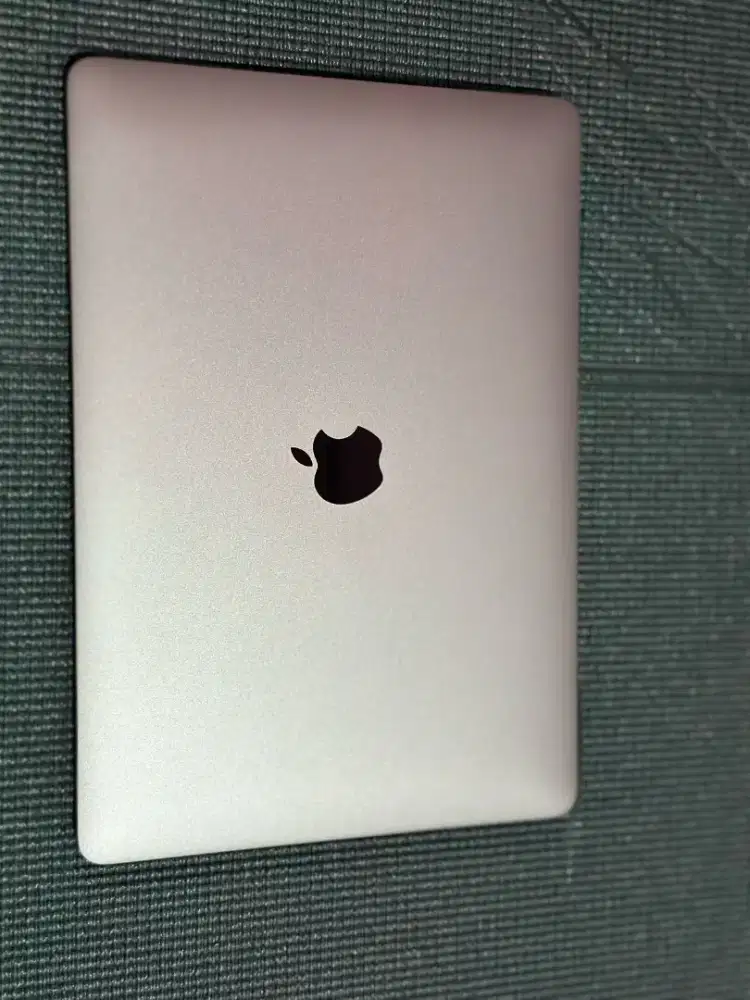 Macbook air tahun 2020