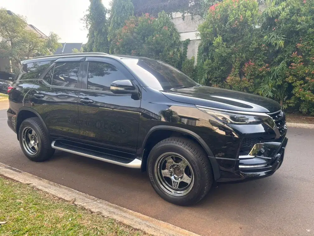 Fortuner upgrade GR - LOW KM