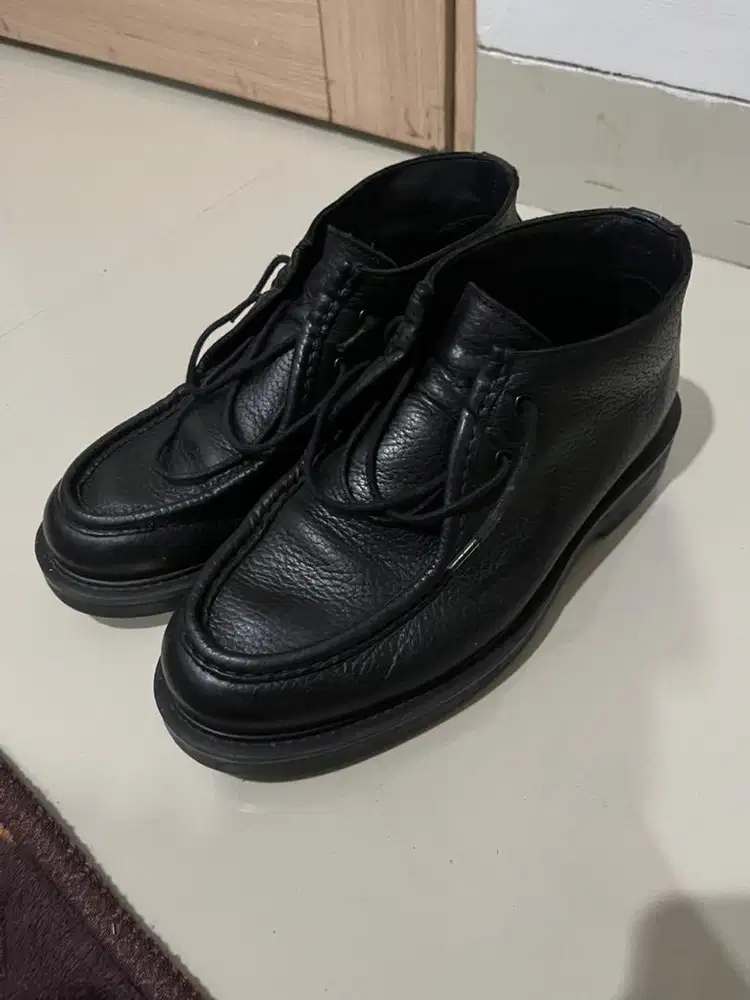 Sepatu british merk massimo duti original